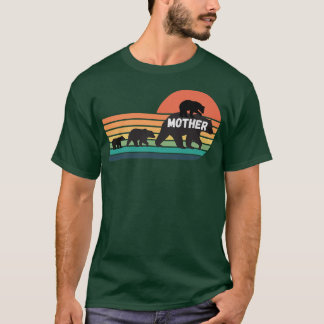 Moeder Beer met Cubaanse  zonsondergang - Retro Fa T-shirt