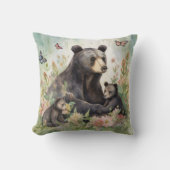 Moeder Beer Welpen Vlinders Bloemen Schilderij Kussen (Voorkant)