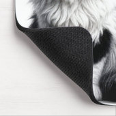 Moeder kat en kitten op wit muismat (Hoek)