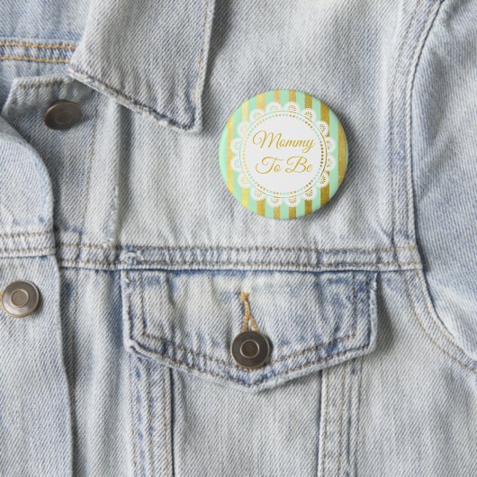 Moeder met mint-groen en goudstreep om Button te w (In situ)