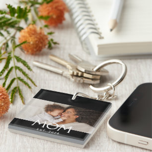 Moeder Stelde Moderne Typografie Foto Sleutelhanger