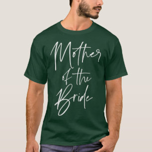 Moeder van de bride die klaar wordt gemaakt voor d t-shirt