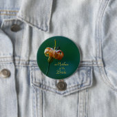 Moeder van de Bride, Golden Lily Button Pin (In situ)