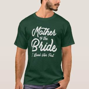 Moeder van de bruid hield eerst van haar t-shirt