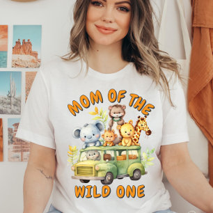Moeder van de wilde safari dieren verjaardag t-shirt
