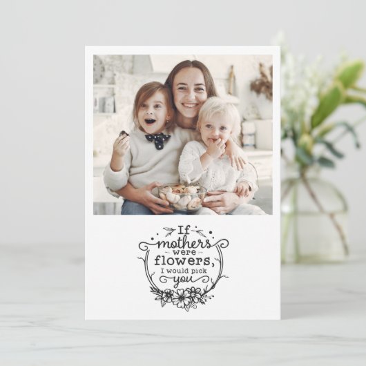 Moederdag als moeders bloemen foto zijn feestdagenkaart (Staand voorkant)