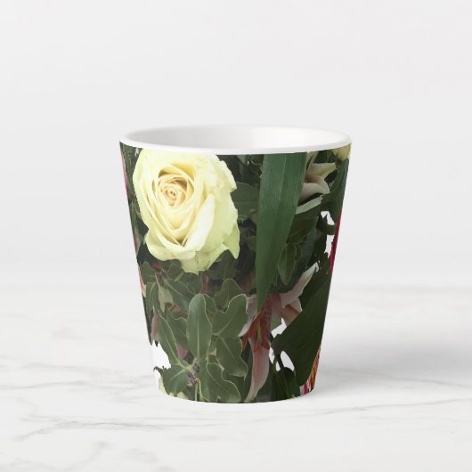 Moederdag Bouquet Latte Mok (Voorkant)