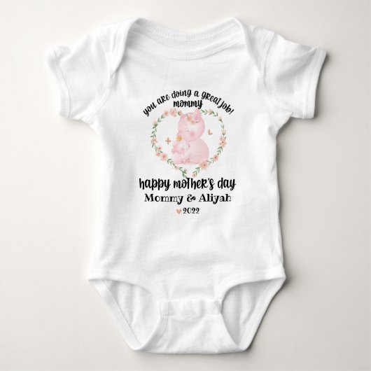 Moederdag Cute Personalized Pink Floral Pigs Romper (Voorkant)
