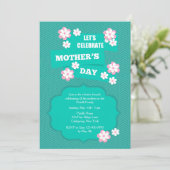 Moederdag Flower Petals Uitnodiging (Staand voorkant)