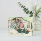 moederdag, kinderen die kaarten lezen in bed (Staand voorkant)