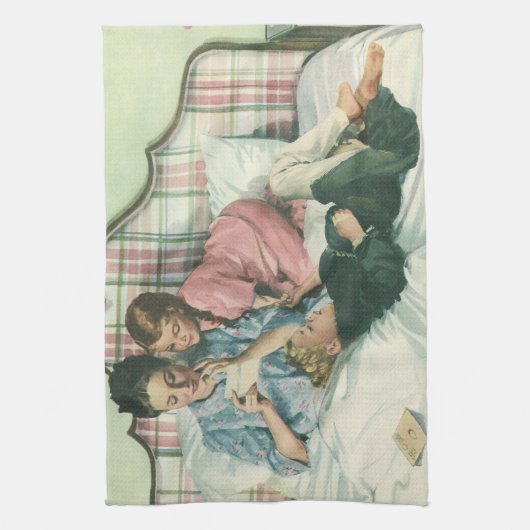 moederdag, kinderen die kaarten lezen in bed theedoek (Verticaal)