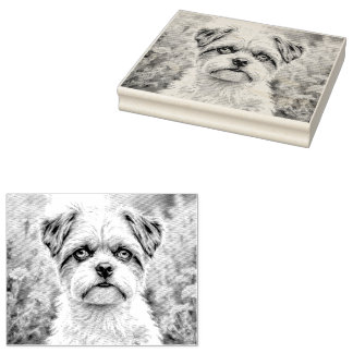 Moeie puppy in de bloemen 	rubberstempel