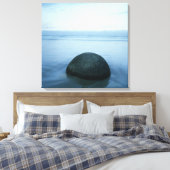 Moeraki Boulders Canvas Afdruk (Insitu (Slaapkamer))