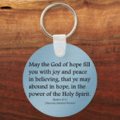 Moge God u hoop, vreugde en vredelievende Romeinen Sleutelhanger (Voorkant)