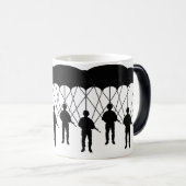 Mok aan boord (Voorkant rechts)