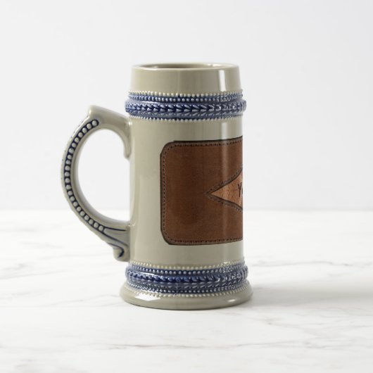 Mok en monogrammen van leder-etiket (Links)