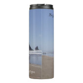Mok Haystack Rock-kanon op het strand Oregon Coffe (Achterkant)