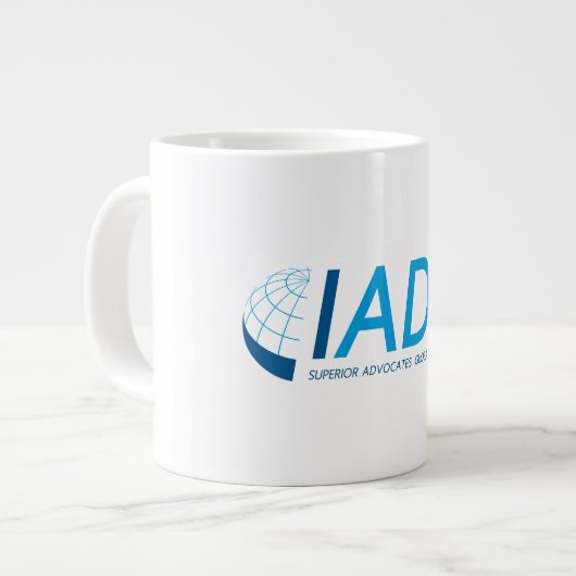 Mok IADC-koffie (Voorkant links)