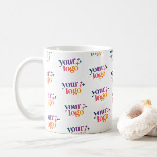 Mok met bedrijfslogo-patroon