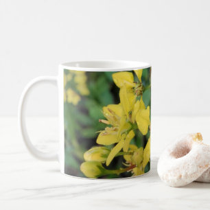 Mok met mooie bloemen