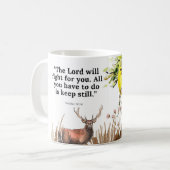 Mok met waterverf in het midden van de bijbel (Voorkant links)