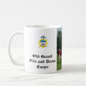 Mok oude garde en trommelkorps (Links)