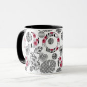 Mok, rood en zwart, kantelen, patchwork, bijtend mok (Voorkant links)