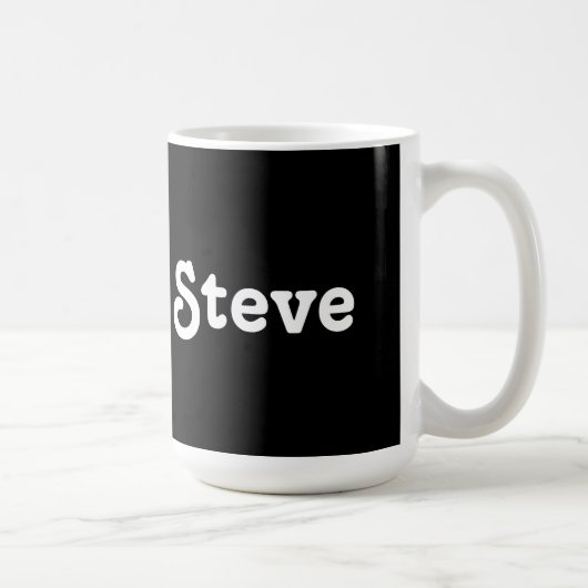 Mok Steve (Rechts)