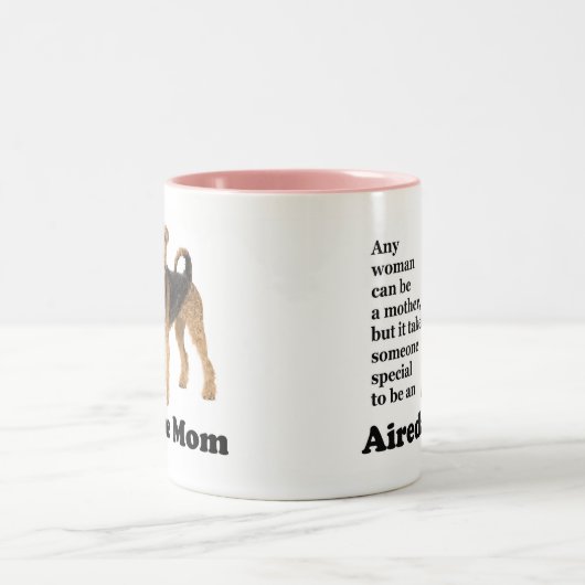 Mok van Airedale mama (Center)