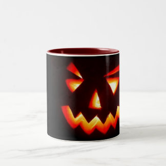mok van de enge halloween pompoen