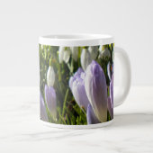 Mok van de lente-Crocus-specialiteit (Voorkant rechts)