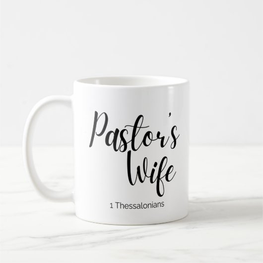 Mok van de vrouw van de pastoor (Links)