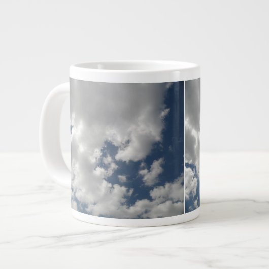 Mok van troebele huiduitslag (Voorkant links)