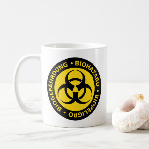 Mok voor drietalige waarschuwing voor biogevaren