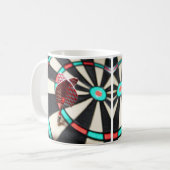 Mok voor kleurrijk dartboard en kunstdart (Voorkant links)