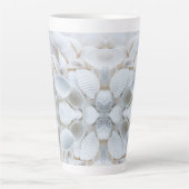 Mok witte zeeschelpen latte (Voorkant)