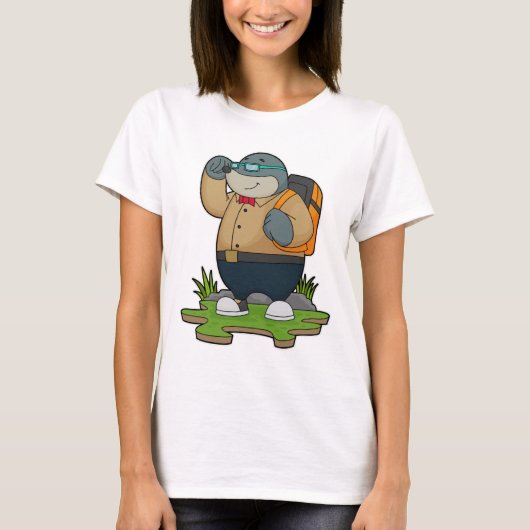 Mol als Wandelaar met Rugzak T-shirt (Voorkant)