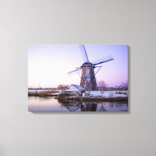 Molen tijdens zonsopgang, Holland in winter doek Canvas Afdruk