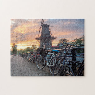 Molenwind van Amsterdam Holland. Legpuzzel