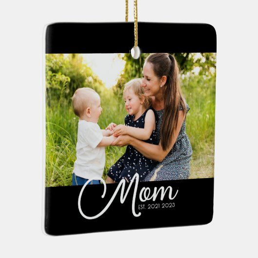 Mom Established Black White Script Photo Keramisch Ornament (Rechts)