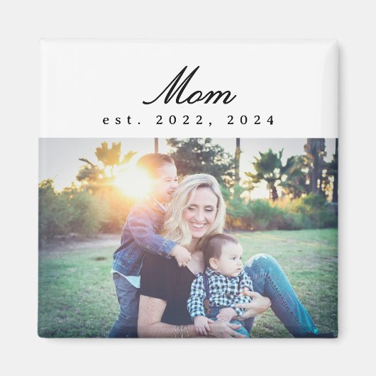 Mom Established Photo Gift Magnet (Devant)