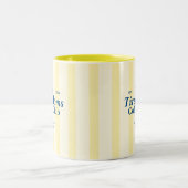 Moms Club Typography Yellow Stripes Tweekleurige Koffiemok (Center)