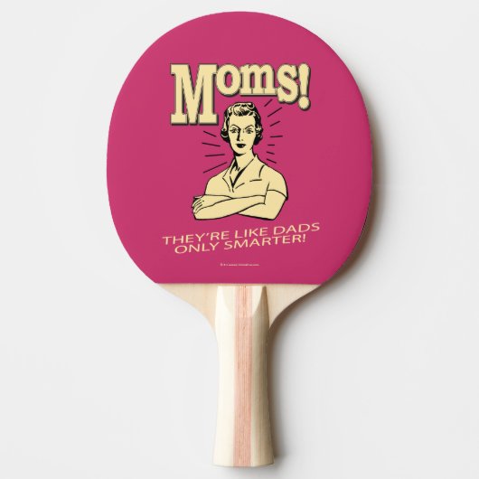 Moms: Net als Dads alleen slimmer Tafeltennisbatje (Voorkant)