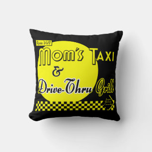 Moms Taxi et grill Funny Retro Coussin