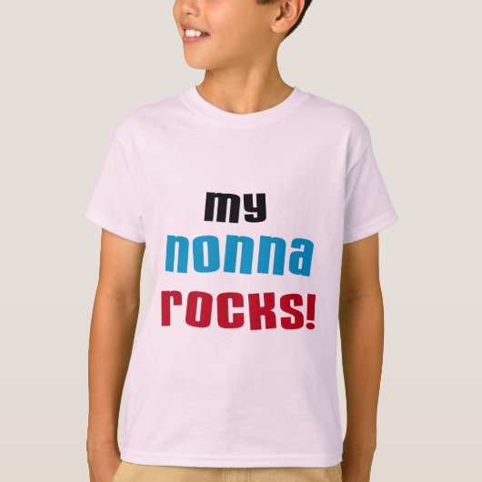 Mon Nonna bascule le T-shirts et les cadeaux (Devant)