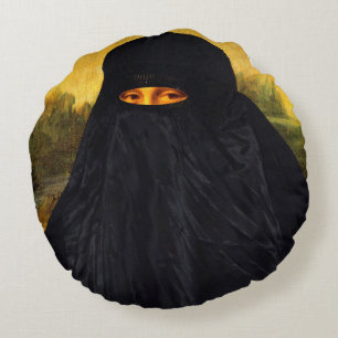 Mona Lisa Hidden Behind Burqa Rond Kussen