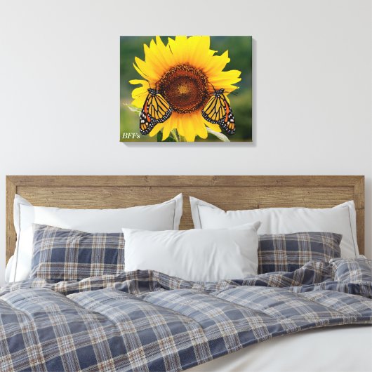 Monarch Butterfies on Sunflower Canvas Afdruk (Insitu (Slaapkamer))