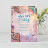 Monarch Butterfly Adulte Anniversaire Invitations (Debout devant)