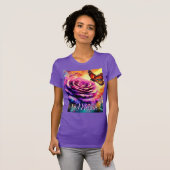 Monarch Butterfly on Rose at Sunset Personalized T-shirt (Voorkant volledig)