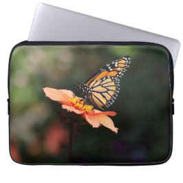 Monarch Butterfly op Verbena & Dahlia Laptop Sleeve